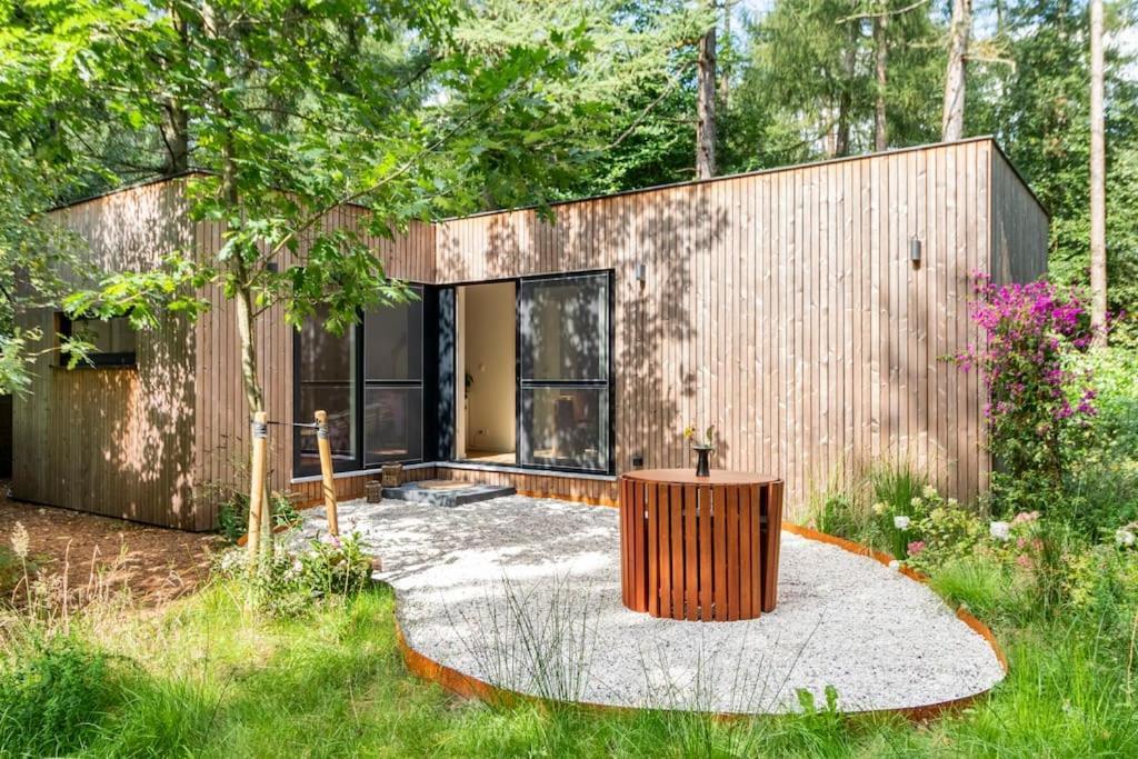 Luxe-Avontuur In Een Romantische Cabin In Het Bos Stekene Ngoại thất bức ảnh